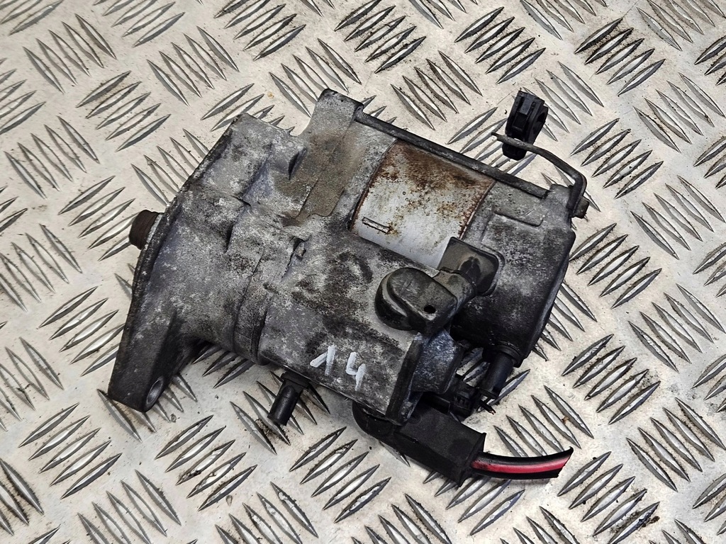 фото №3, Toyota yaris 2003 стартер