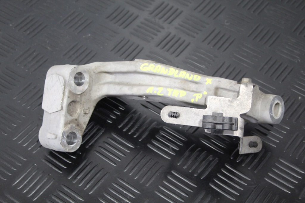 фото №1, Кронштейн кронштейн правый подрамник подрамник opel grandland x