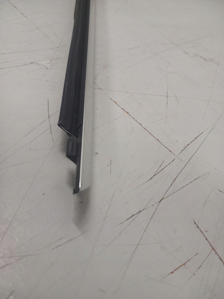 фото №5, Mercedes-benz eqb прокладка стекло дверь передних a2477251600