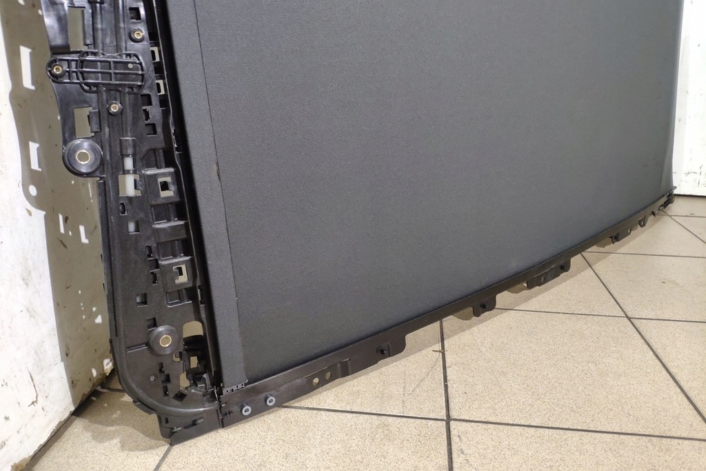 фото №13, Штора люк vw id.5 e39 11e877042b electric 150kw 2023