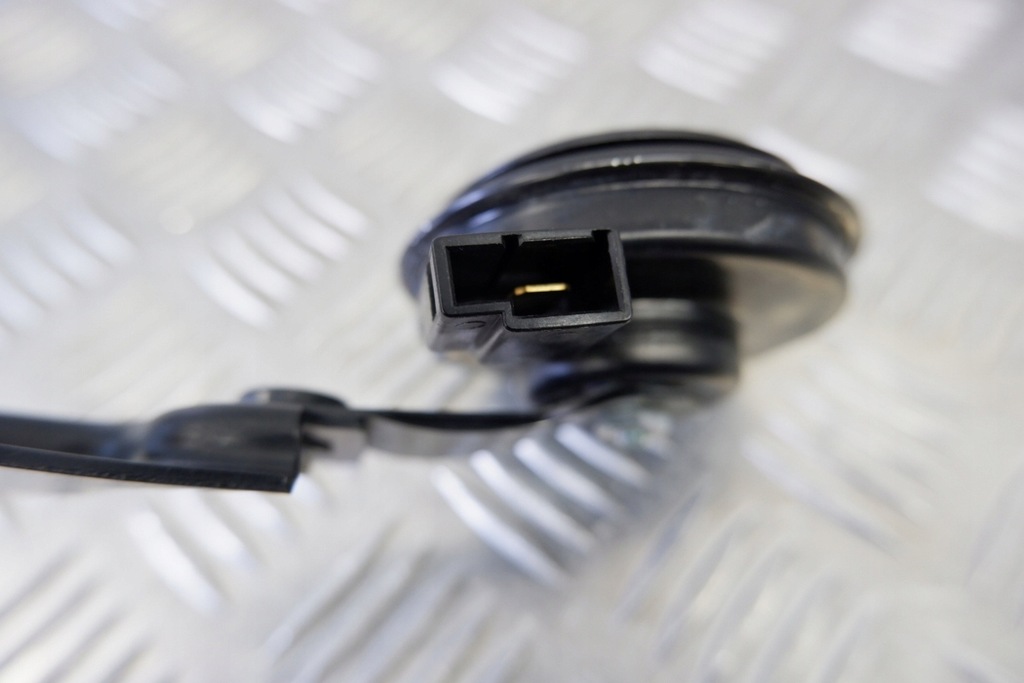 фото №8, Клаксон toyota yaris _p21_ 86560k0020 1.5l hybrid 85kw 2021