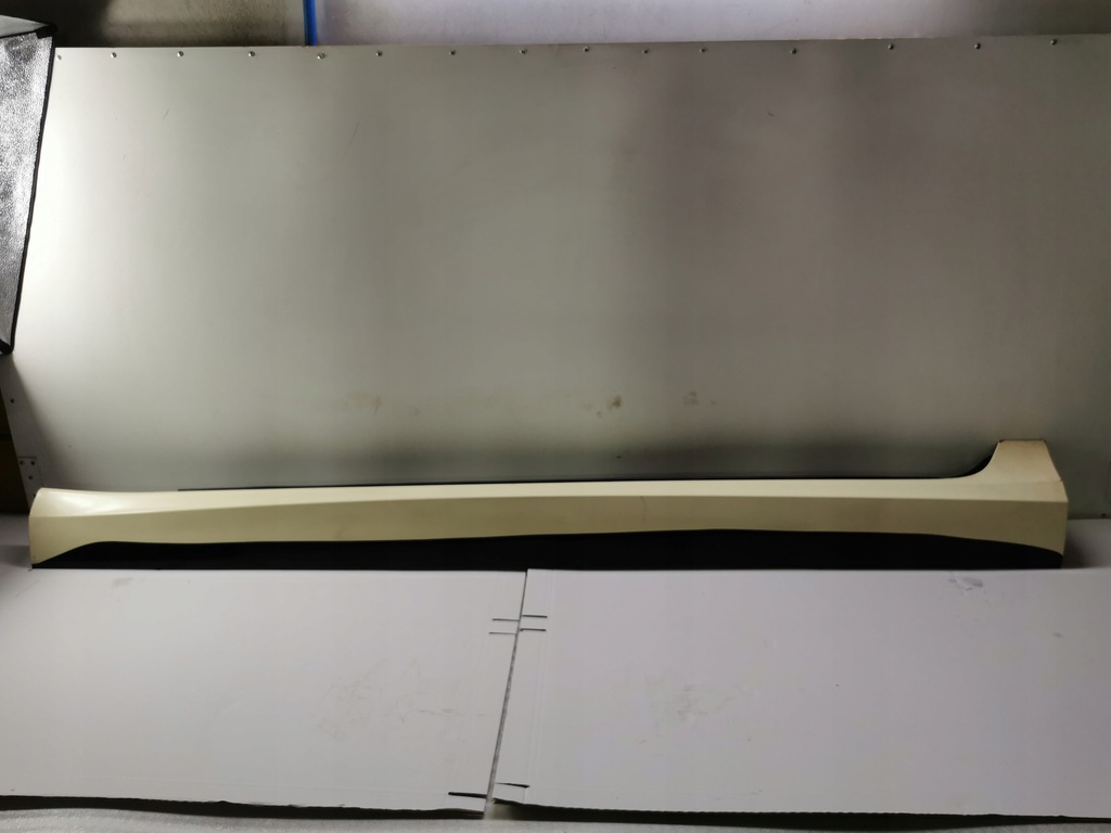 фото №1, Volvo v90 s90 15- молдинг порог левая порог левый