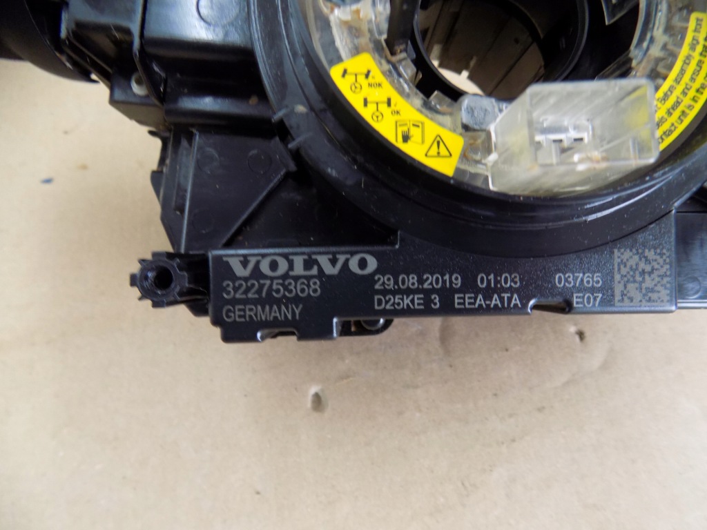Перемикач комбінований перемикач підрульовий стрічка шлейф подушка безпеки 32275368 volvo xc40 Київ