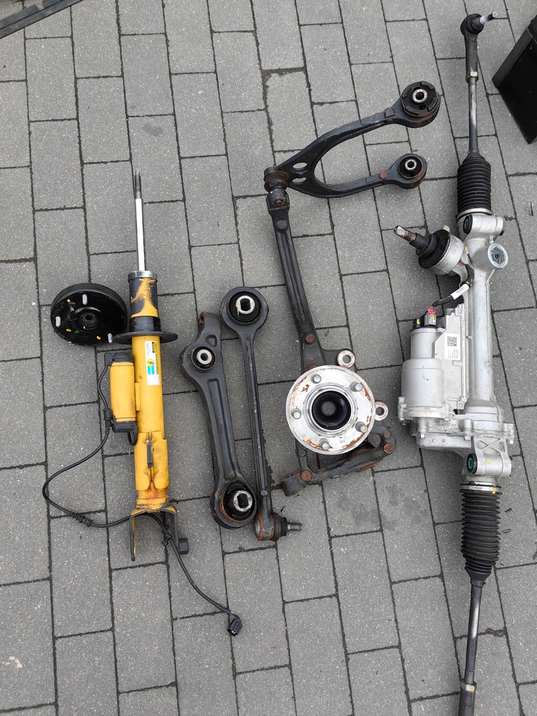 фото №1, Dodge charger 15- поворотный кулак рычаг