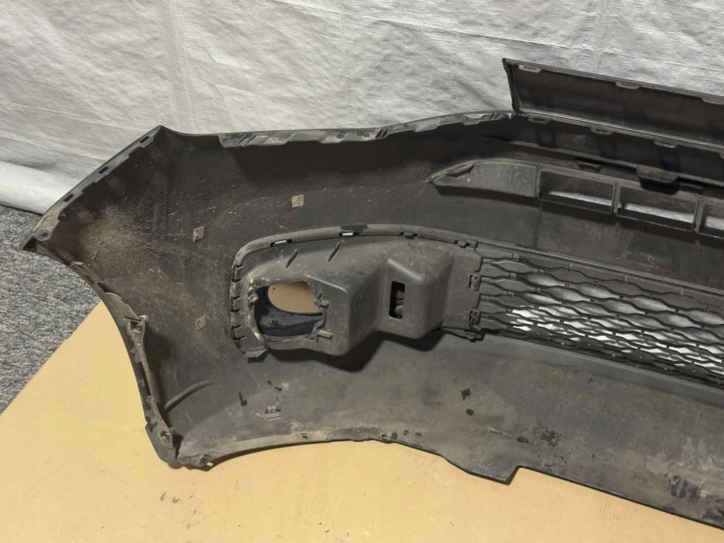 Бампер передний vw caddy 2k 2k7 20 - org Киев