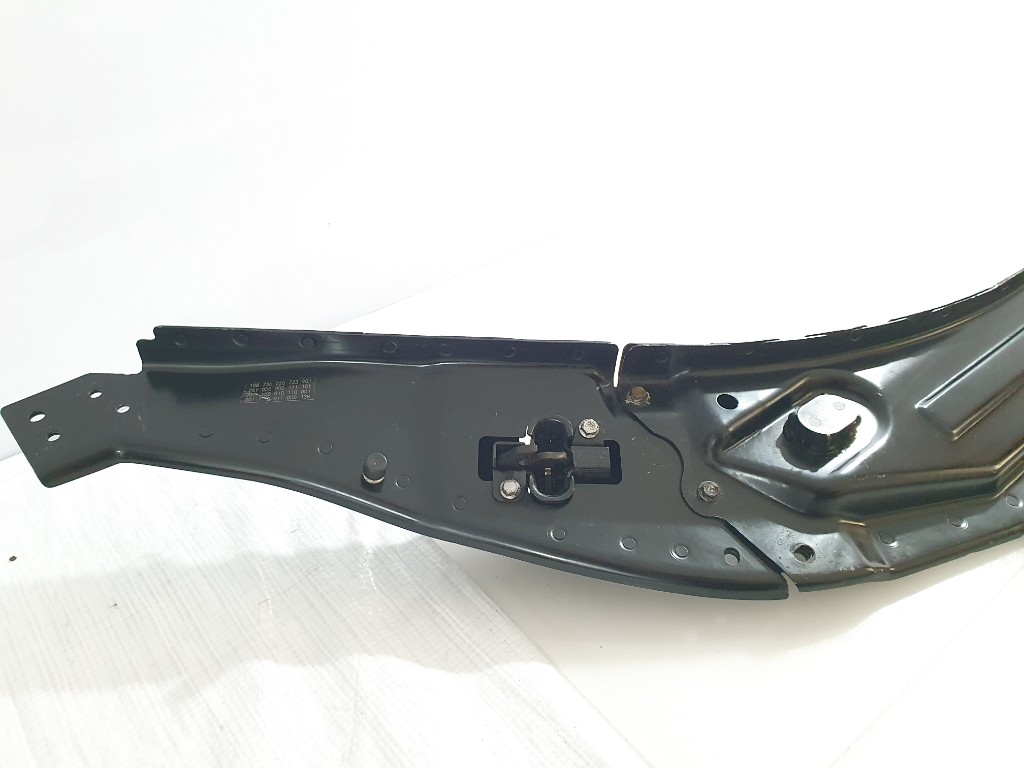 фото №4, Mercedes-benz оригинальный номер a2516202531