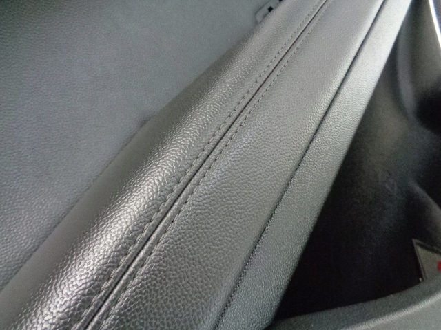 фото №5, Обивка дверь левый перед alfa romeo stelvio 2016-