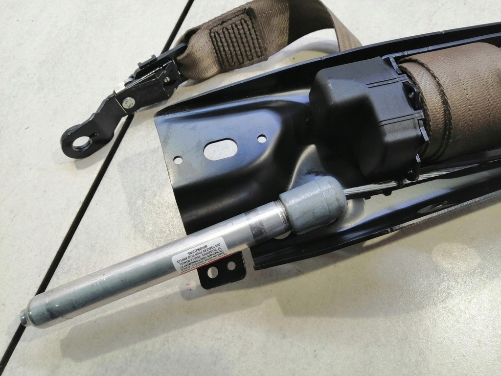 фото №8, Pas натяжитель правый перед volvo s80 ii 2.4d