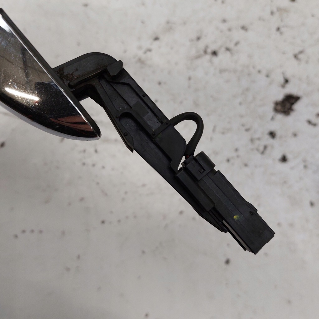 фото №8, Maserati ghibli ручка дверь правая передняя 68225799aa