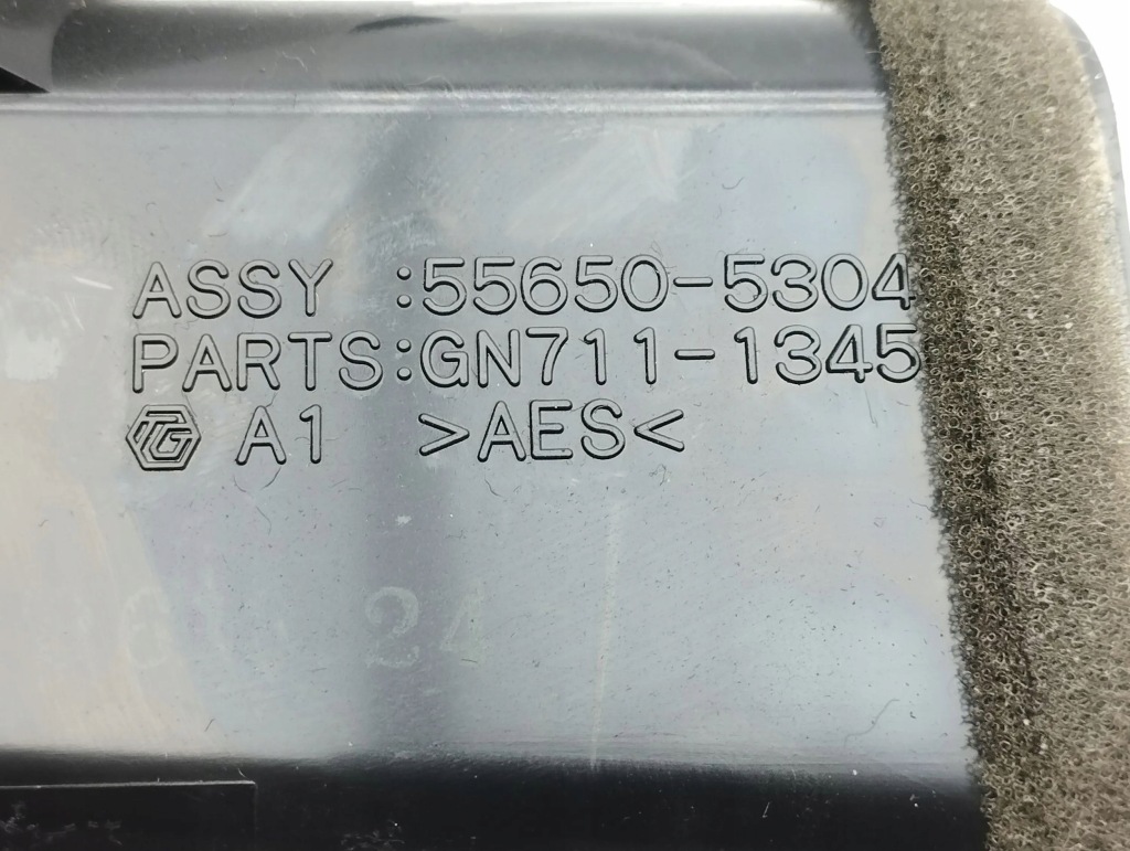 Lexus is 220d-250-350 решётка обдув боковое  панели 2006 5565053040 Недорого