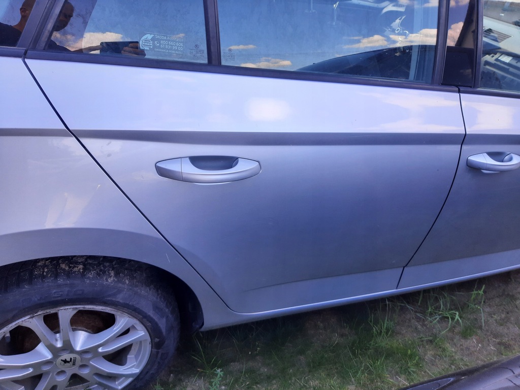 фото №1, Двері задня задні праве fabia iii kombi la7w