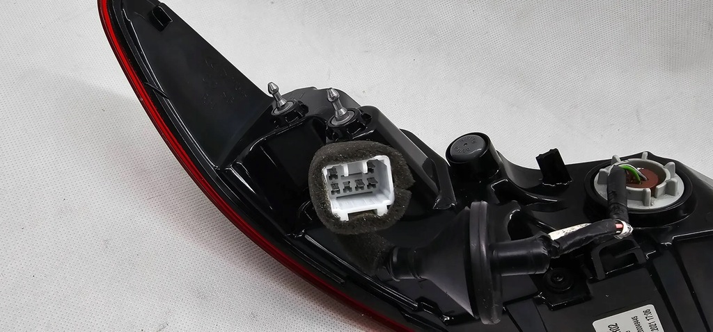 фото №9, Kia proceed pro-ceed iii лампа задня задня права led 19 92402j7200 fv