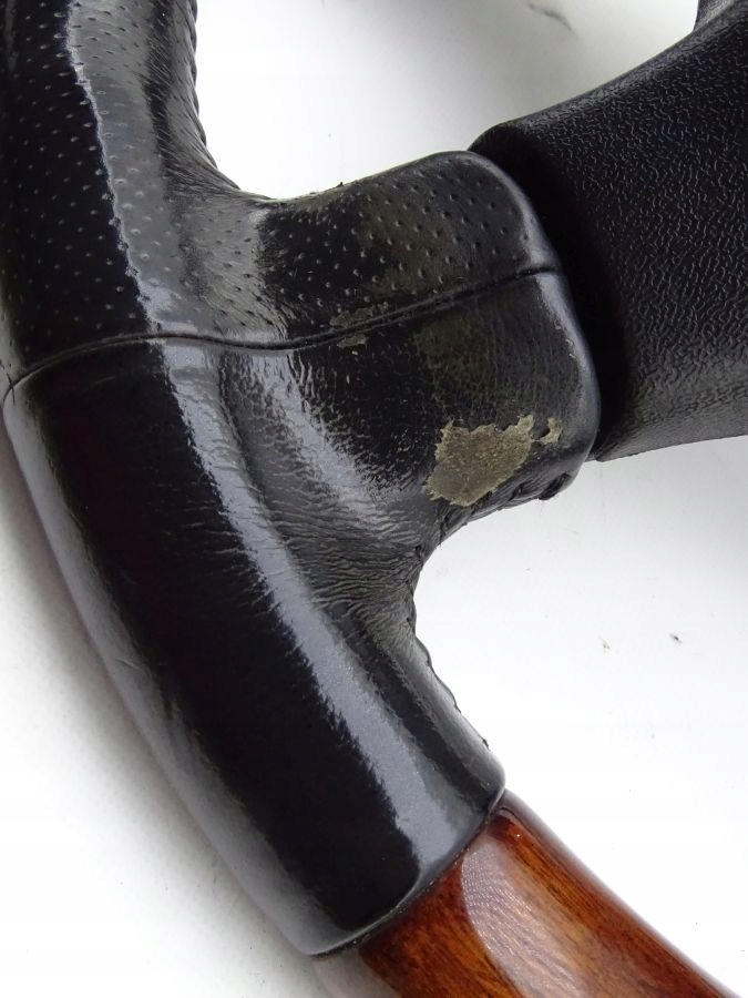 фото №5, Mitsubishi pajero iii 99-06 воздуховод кожа drzewo