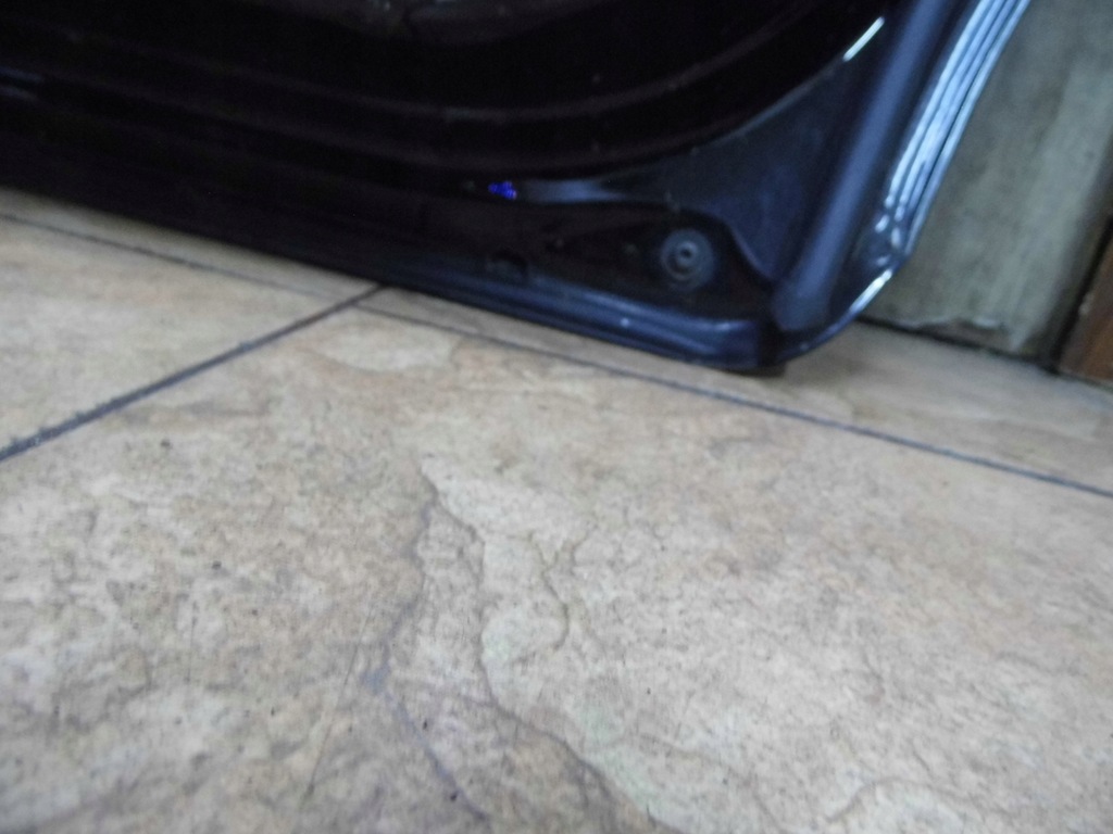 фото №6, Volvo v50 2.0d 05' дверь правый задняя