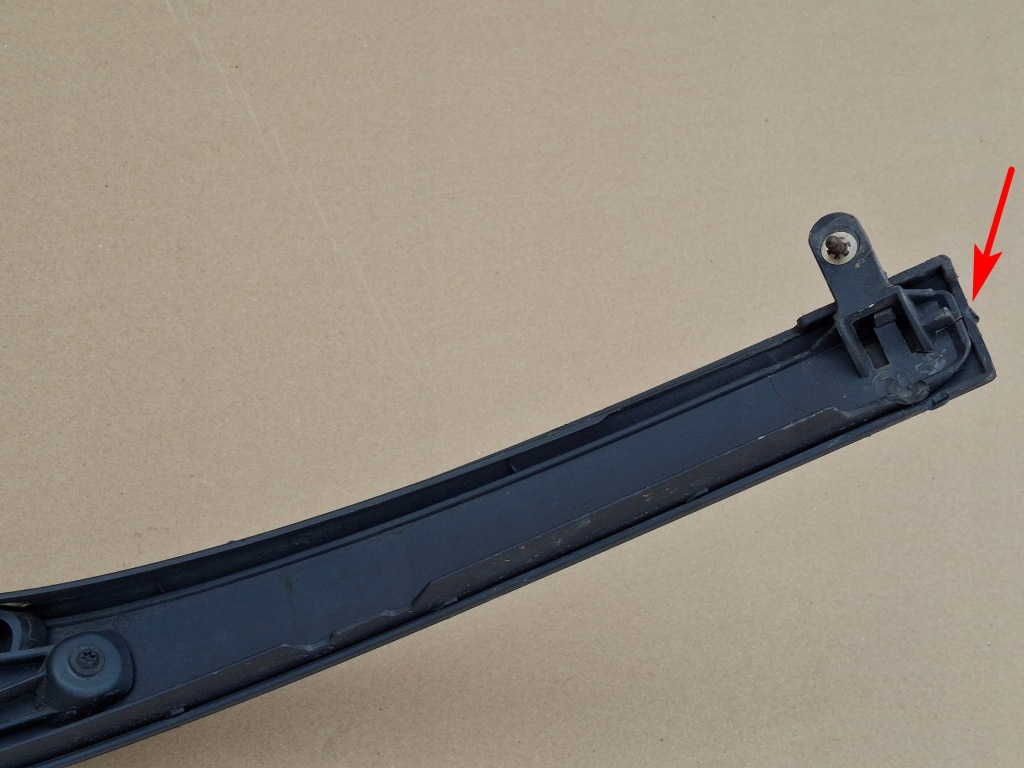 Mercedes actros mp4 молдинг защита фара левая ветровик a9608803905 Киев