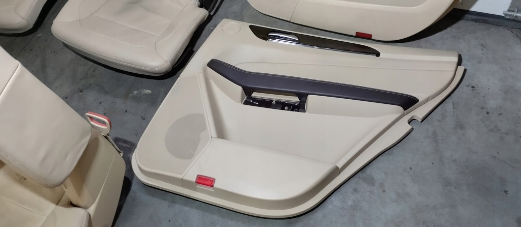 Сиденья заднее сиденье обшивки 7 человек mercedes gl gls w166 x166 eu комплект в Украине