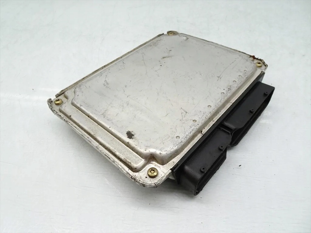 фото №2, Vw passat модуль модуля управляющего двигателя 2.3 v5