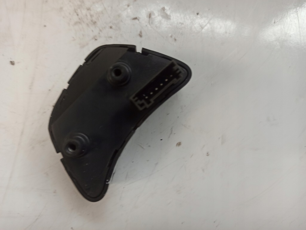 фото №9, Kia ceed i кнопка мультифункция руля