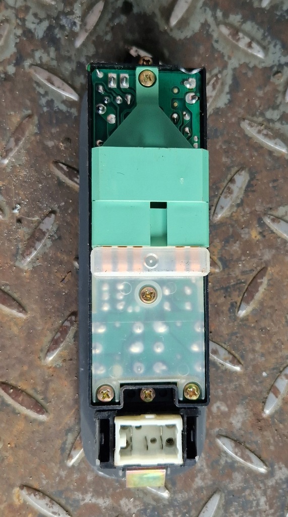 фото №4, Панель управление стекла suzuki baleno lift