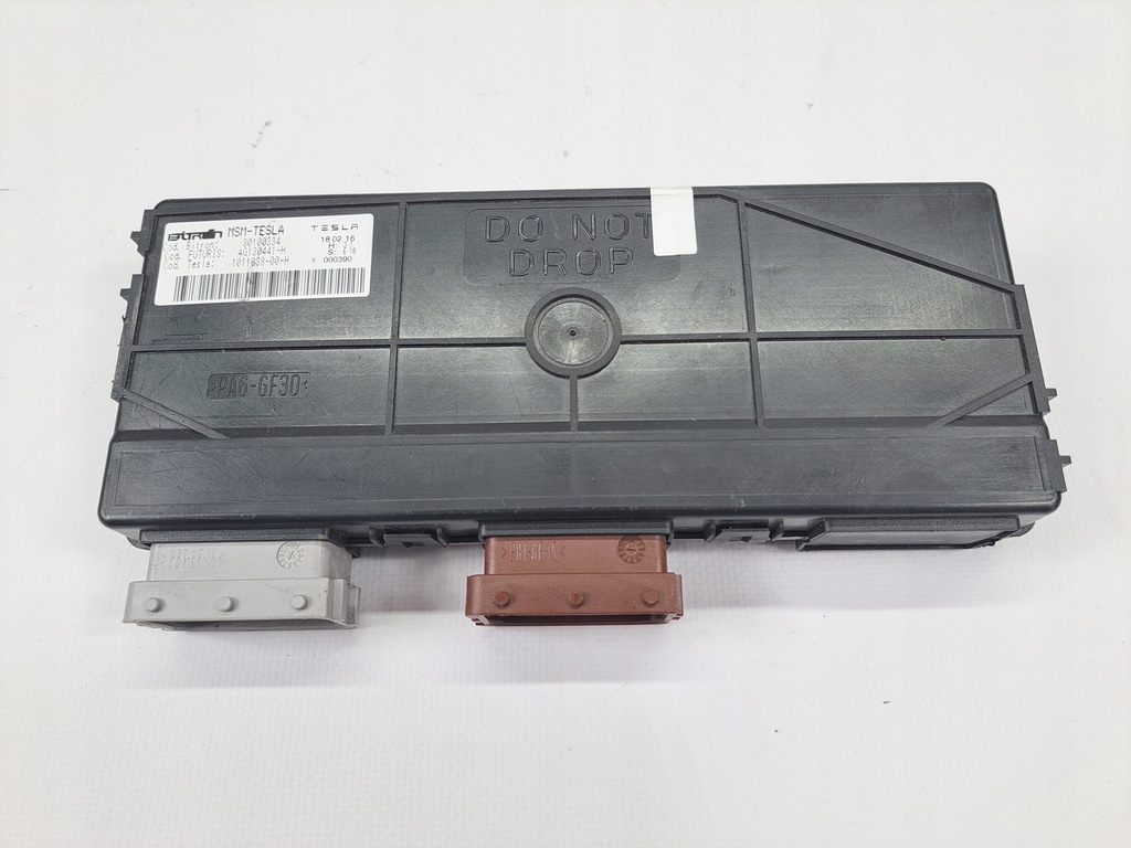 фото №1, Tesla model s модуль блок управления сиденье 1011838-00-h