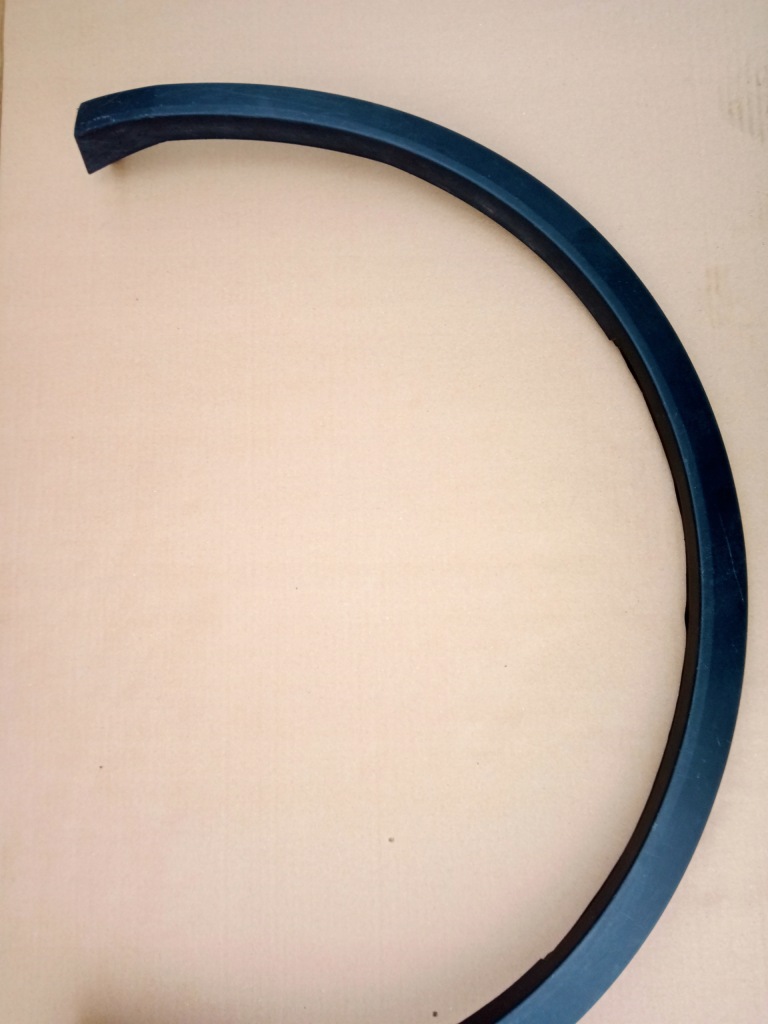 фото №5, Vw tiguan r-line ліва молдинг крила перед