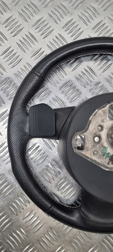 фото №10, Audi q3 8u воздуховод лепестки переключения s-line