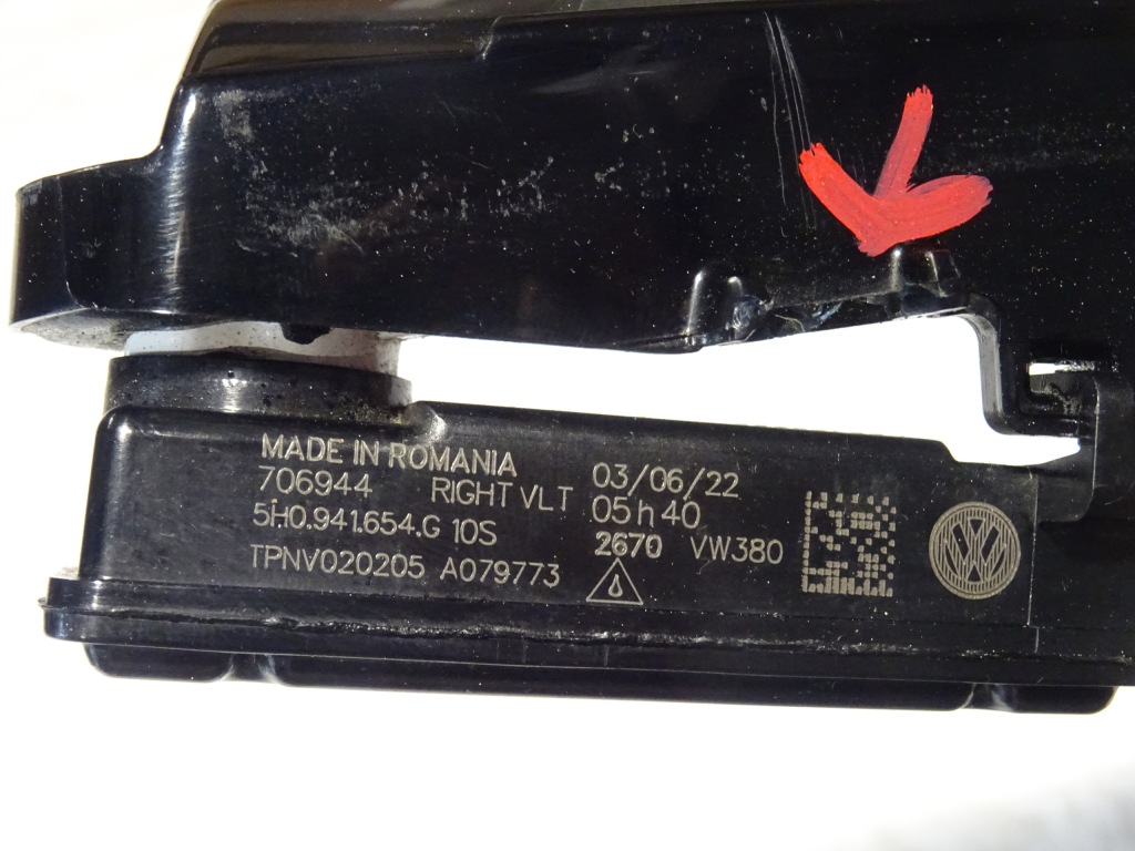 Drl led решітка перед передній правий vw golf viii 8 r 5h0 5h0941654g Оригінал