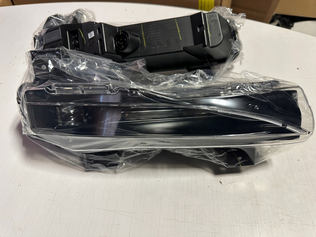 фото №6, Tesla s plaid протитуманна фара бампер перед 1649247-00-c l новий