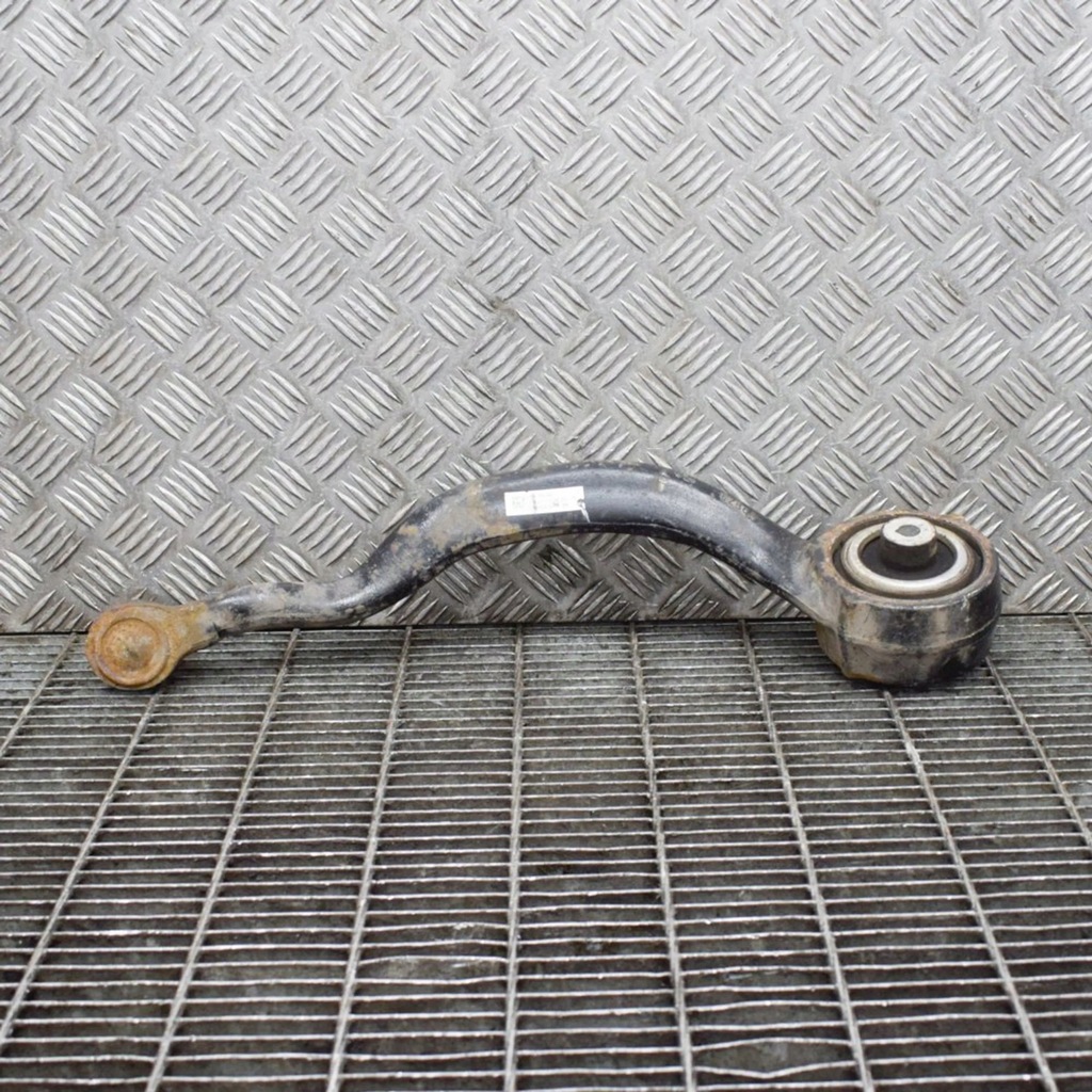 фото №2, Land rover range rover sport l494 2017 правая сторона нижний рычаг передний