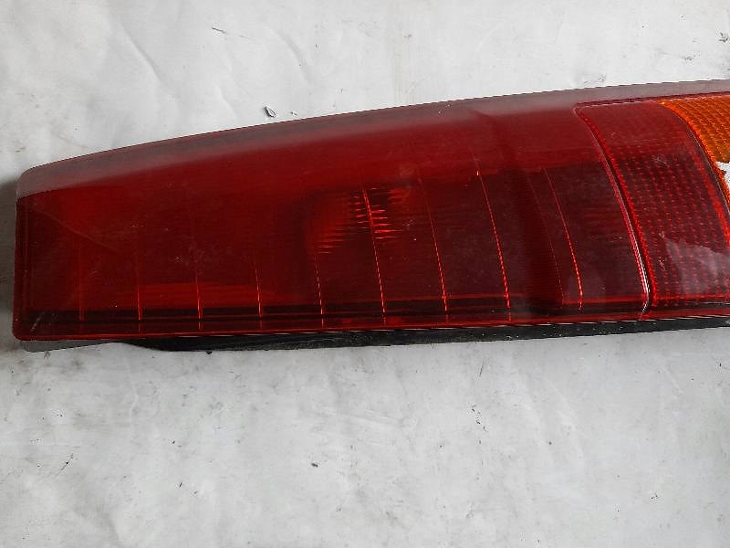 фото №3, Лампа права задня mitsubishi space runner
