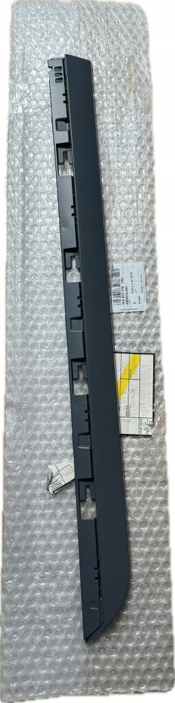 фото №1, Молдинг дверь задняя правая vw passat b8 3g0853778