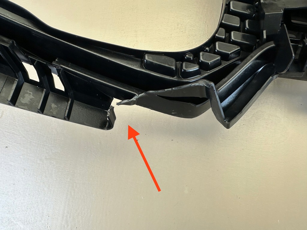 фото №16, Suzuki ignis iii 3 16r- решётка радиатора решётка радиатора бампера радиатора перед 72112-62r0