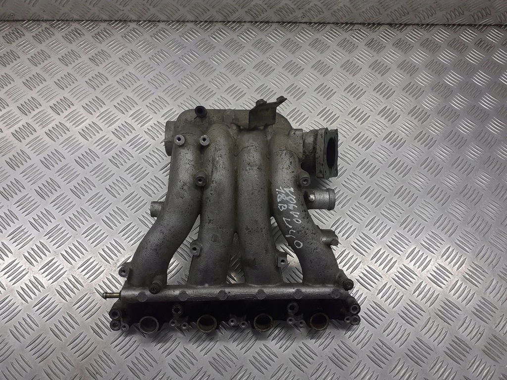 фото №4, Коллектор всасывающий volvo v40 1.8