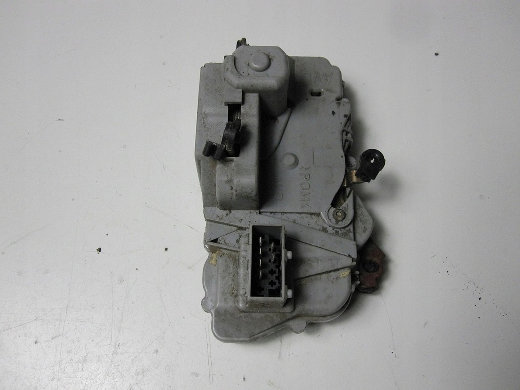 фото №7, Замок дверь передний правый peugeot 406 97r