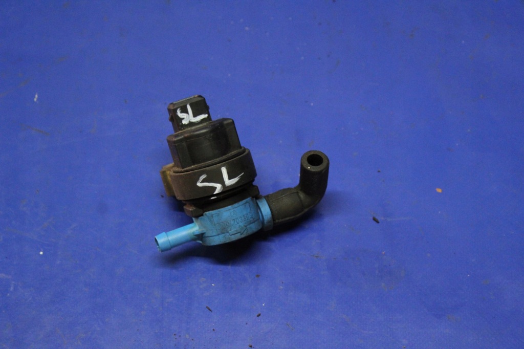Купить Клапан топлива mercedes sl r230 0004703393