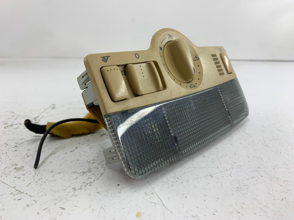 фото №2, Vw passat b5 lift лампа салону освітлення кабіни люк бежева