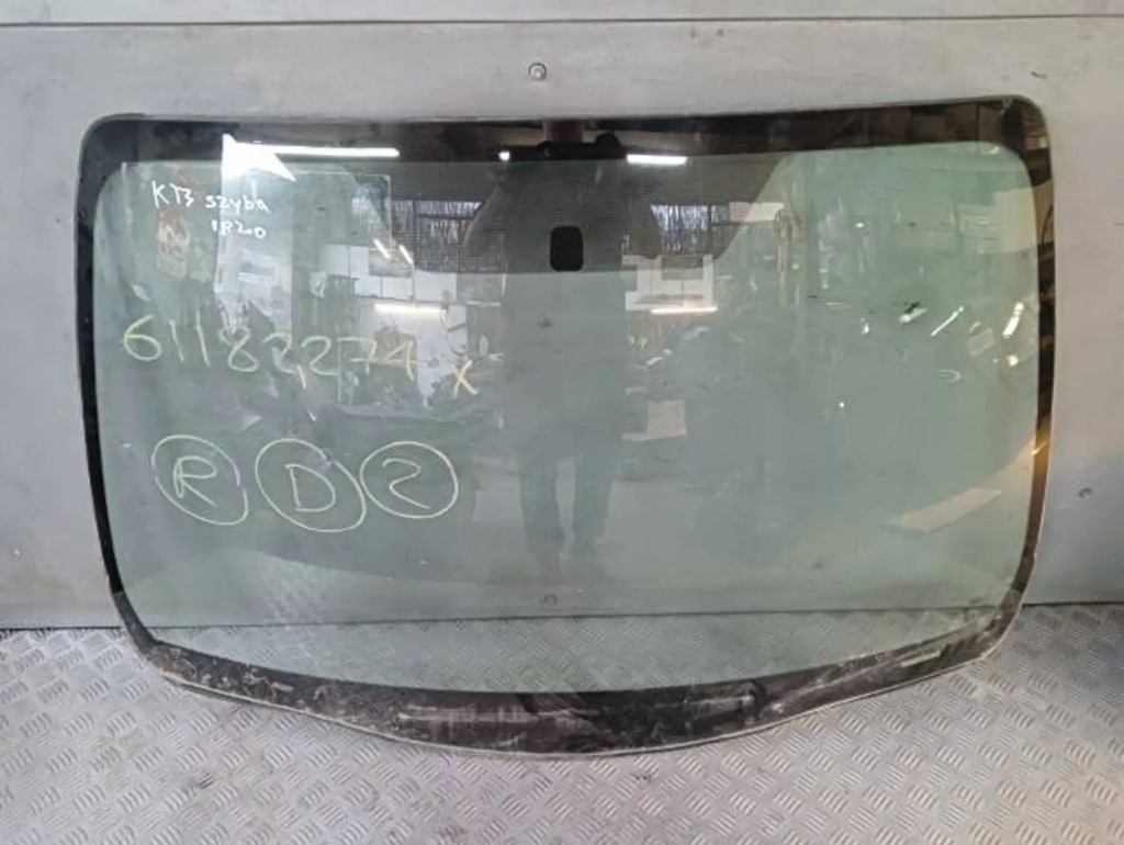 фото №1, Nissan micra k13 стекло лобовое перед