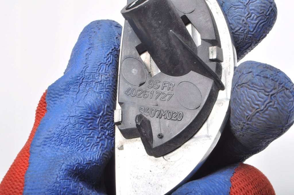 фото №4, Mini r52 r50 заглушка распылителя лампы правая 40261727