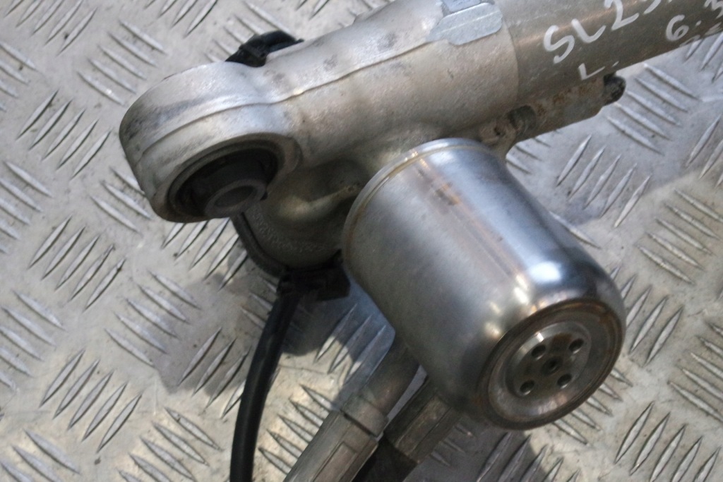 фото №4, Амортизатор задняя левый amg mercedes sl r232 a2323208305