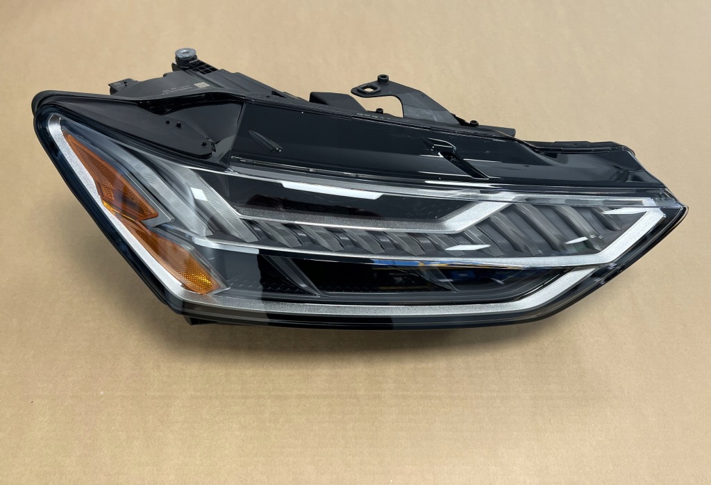 фото №1, Audi a7 4k лампа правая диодная matrix-beam 4k8941036b