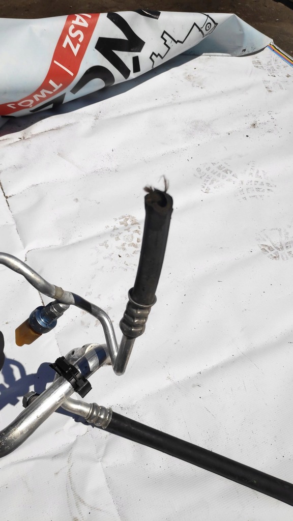 фото №8, Трубки кондиционера peugeot 308 t9 9831702080