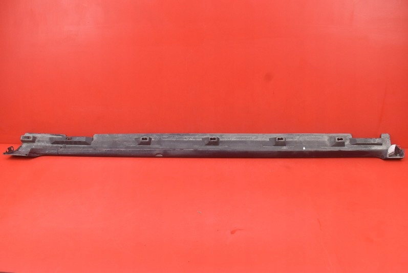 фото №11, Накладка порог правая vw passat b6 kombi 07r