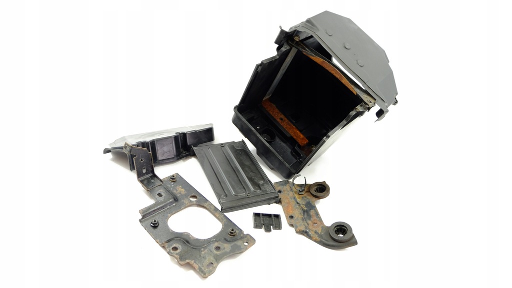 фото №10, Ford fiesta mk7 корпус аккумулятор