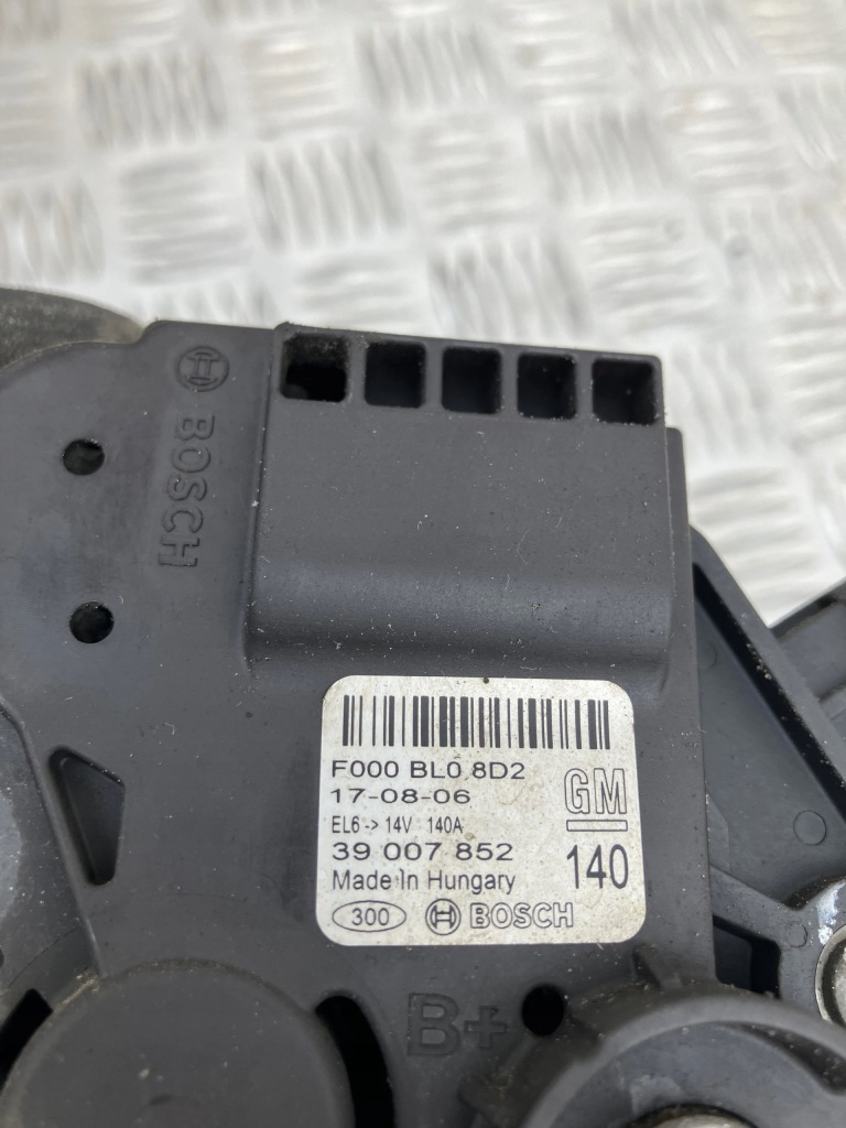Генератор 39007852 opel insignia b 17- 2.0 cdti Цена