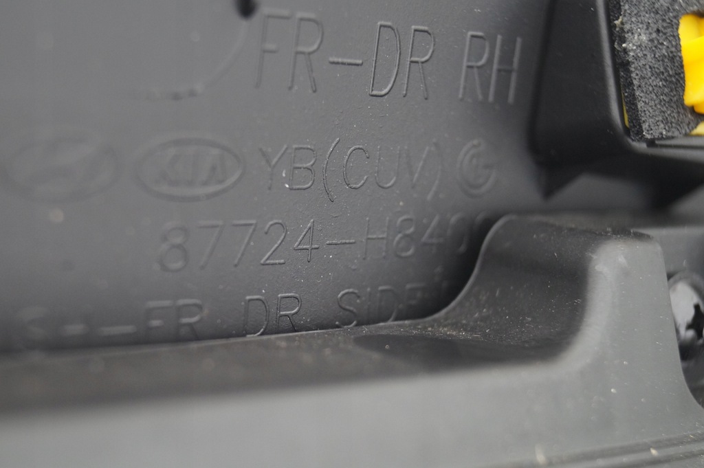 фото №14, Молдинг na двері перед передня права kia stonic 87724-h8400