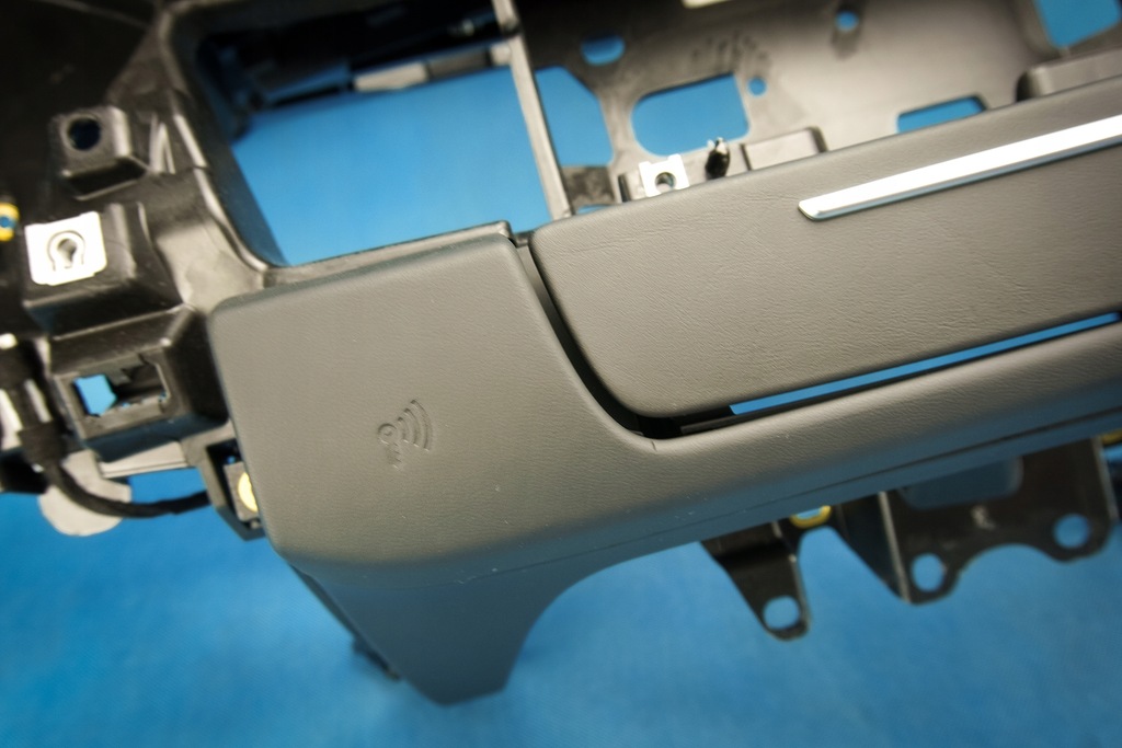 фото №10, Приборная панель приборная консоль кожа audi a8 s8 4h 4h1857001k 33a