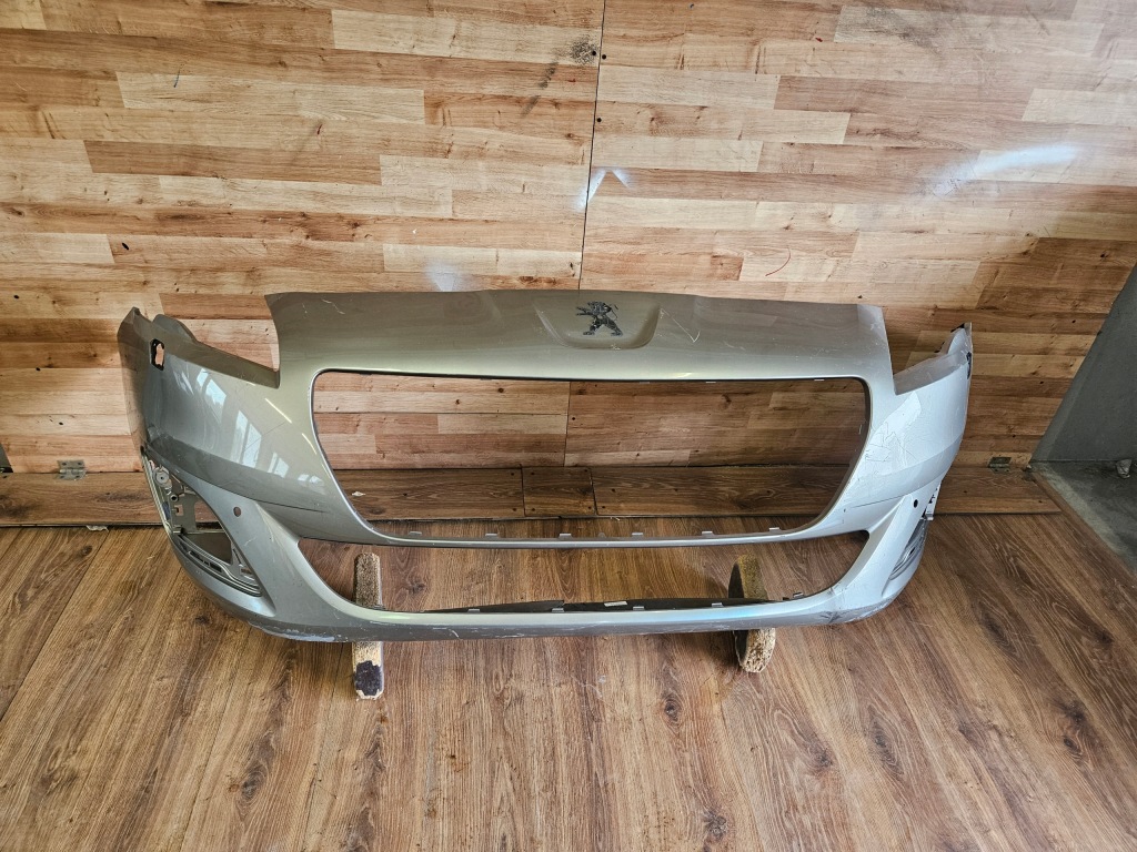 фото №1, Peugeot 5008 i lift 13-17 бампер перед передній spr pdc