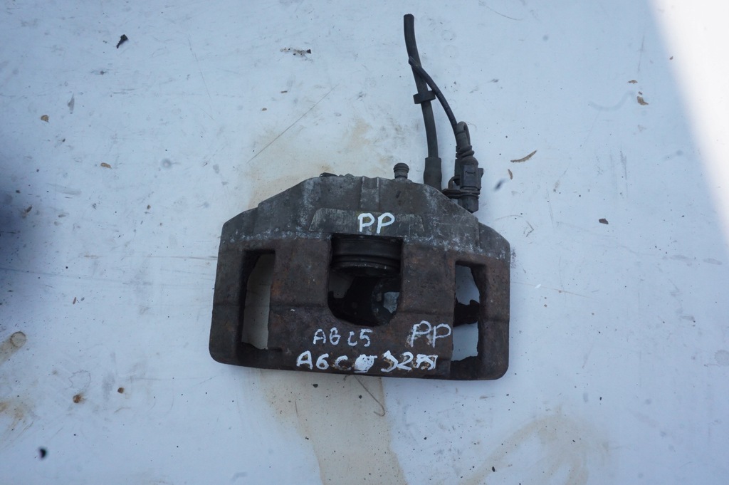 фото №1, Супорт правий перед audi a6 c5 3.2 fsi