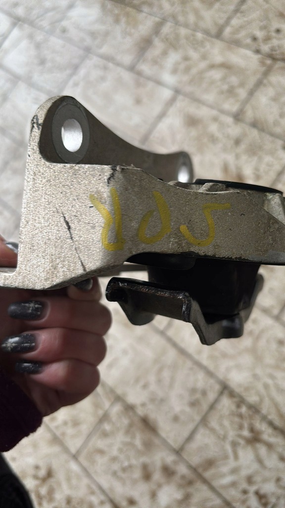 фото №12, Кронштейн подушка двигуна dacia spring