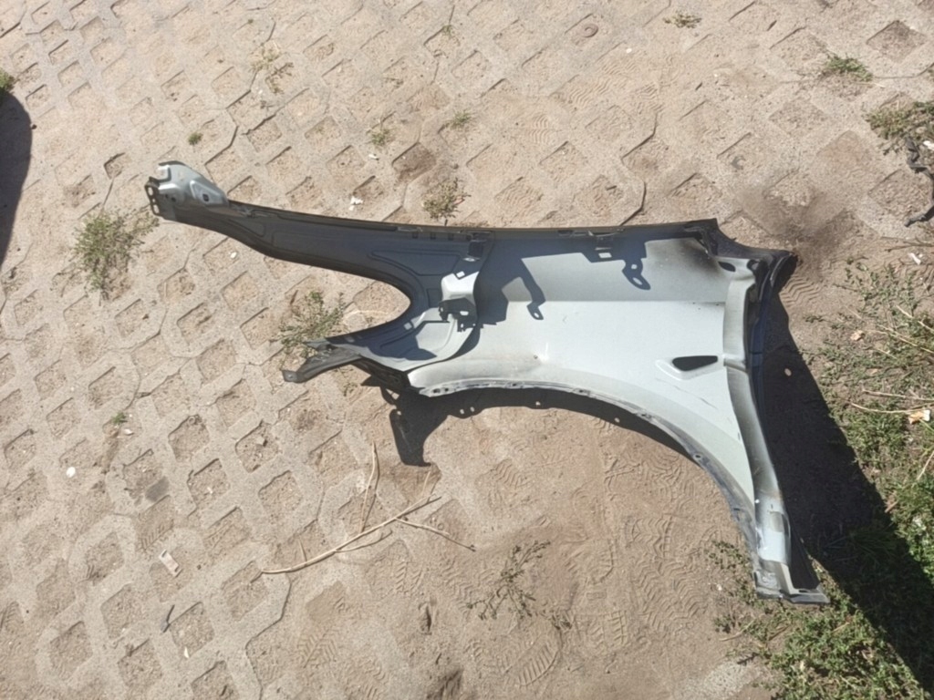 Крыло  правый  перед tesla y 149347200c Киев